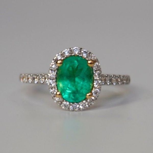 1.21 Carat Colombian Emerald Halo Ring, Oval Emerald, 18K White Gold, Halo Ring, May Birthstone, Diamond Halo, Engagement Ring, Natural