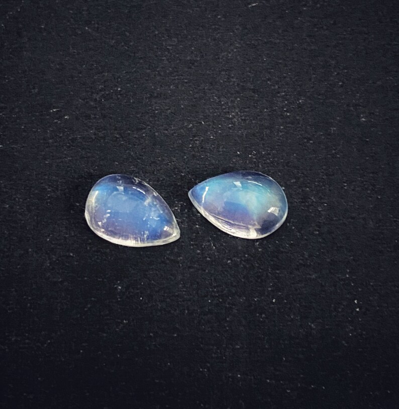 June BirthStone Affordable Gemstone Nice Play of Color Rainbow Moonstone Pear Cabochon 9x7mm Approx 1.30 Carat