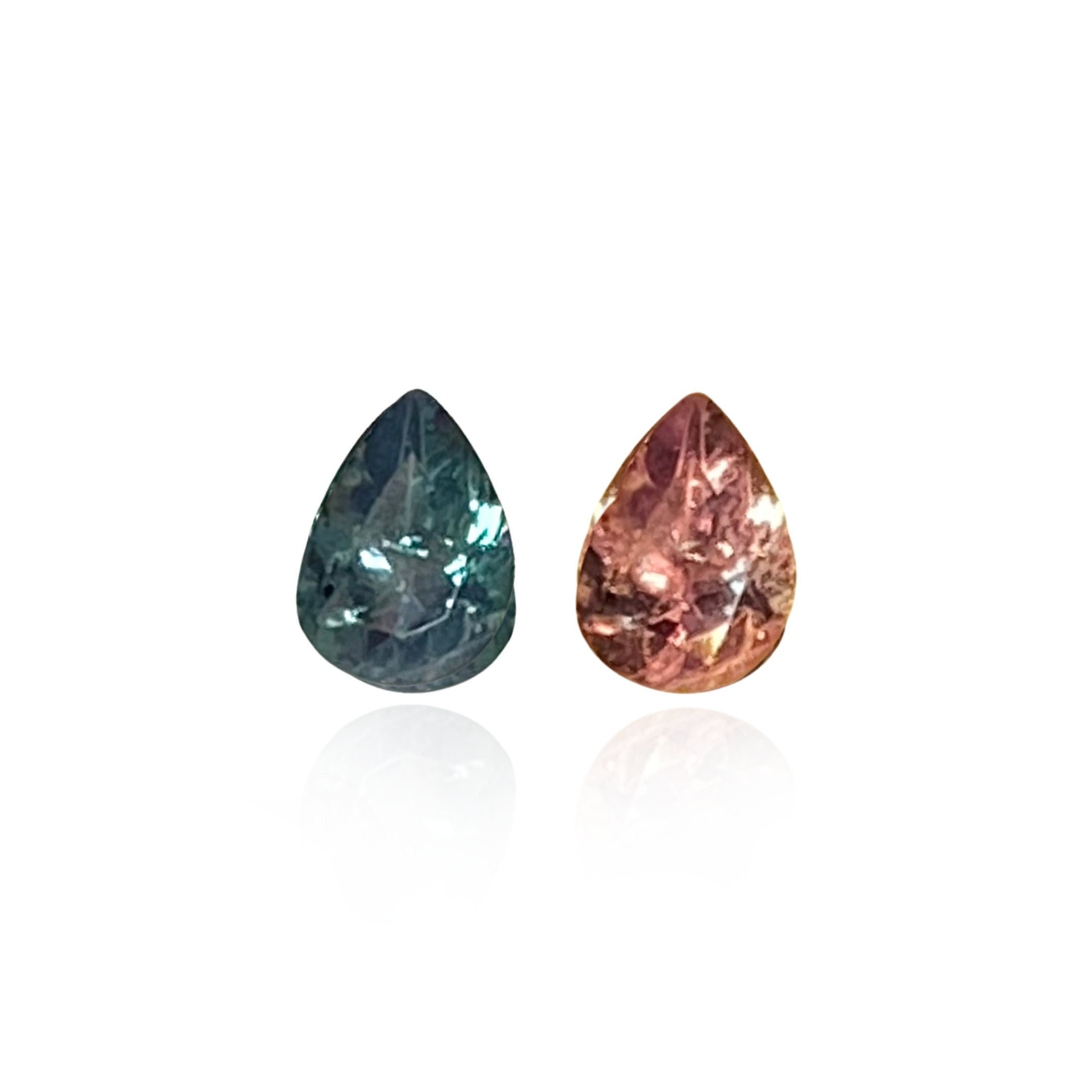 4 x 3 mm ペア アレキサンドライト 約 0.20 CT、天然 