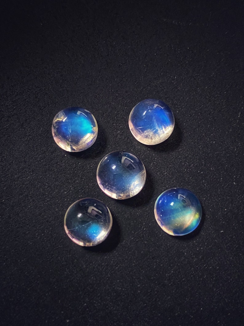 Rainbow Moonstone Round Cabochon 8mm Approx 2.33 Carat Nice Play of Color Affordable Gemstone June BirthStone