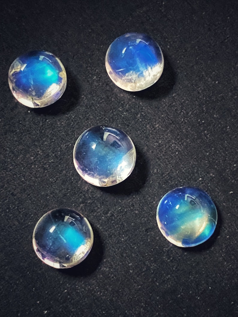 Rainbow Moonstone Round Cabochon 8mm Approx 2.33 Carat Nice Play of Color Affordable Gemstone June BirthStone