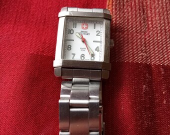 Reloj de cuarzo SWISS MILITARY Servicio postal gratuito en Canadá