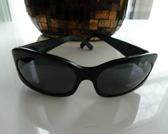 Women's Prada sunglasses without case
