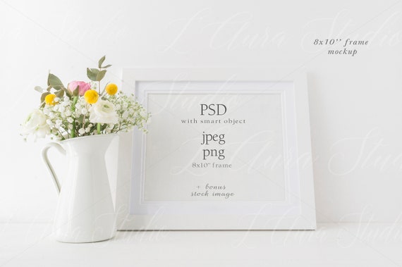 Spring Frame Mockup Floral Wedding 8×10 Horizontal Mock Up