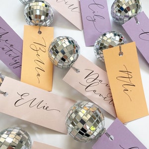Tarjetas de lugar con bola de discoteca, tarjetas de nombre para eventos de boda, regalos de boda, Navidad, Nochevieja, papelería con temática de discoteca