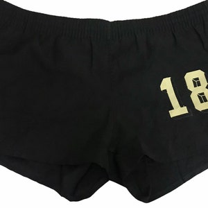 Vintage 90s Adidas Short pants by descente Japan/short pants/black colour waist 33”-38”