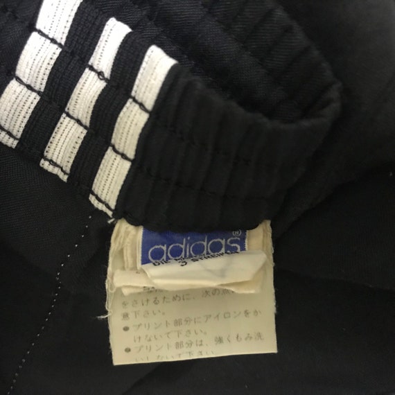 Vintage 90s Adidas Short Pants by Descente Japan/short Pants/black