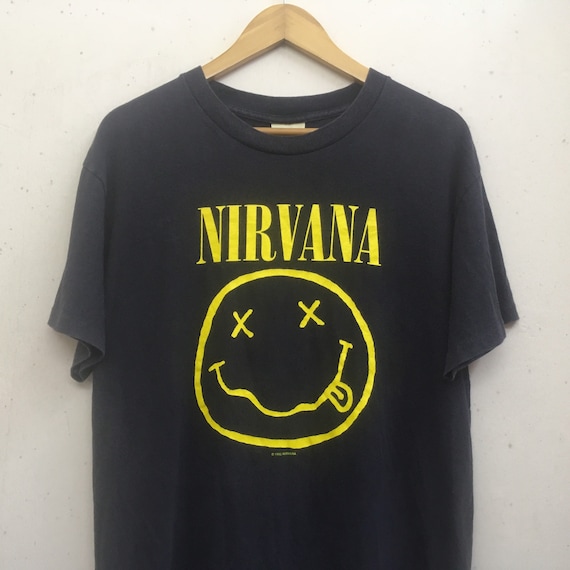 Vintage 1992 Nirvana Smile Tshirt size M/smiley ni