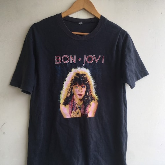 最も  BON 90s Vintage JOVI Jovi Bon Shirt Size/tour Medium Tshirt ミュージシャン