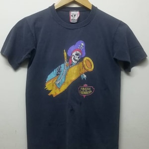 Vintage 90s Pirates of the Caribbean Kids Tshirt Large size  Usa/Walt disney movie/film/Kids Tshirt/90s Clothing