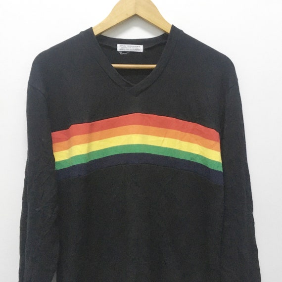 Vintage 90s rainbow stripe Tshirt size M Men woman