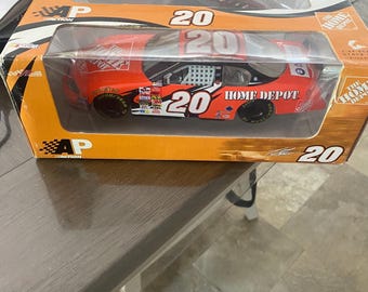 Tony Stewart #20 Home Depot 1:24 Scale Stock Car NASCAR Joe Gibbs Racing Action
