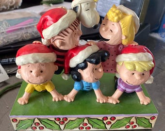 Peanuts Jim Shore "Stacked with Friendship"6008953 Enesco Peanuts Gang Christmas