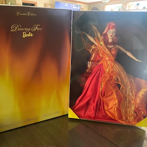 Barbie 2000 Essence of Nature Dancing Fire Doll Mattel NRFB NV096
