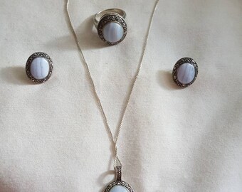 Prachtige sterlingzilveren blauwe agaat marcasiet ketting, oorbel en ring set!