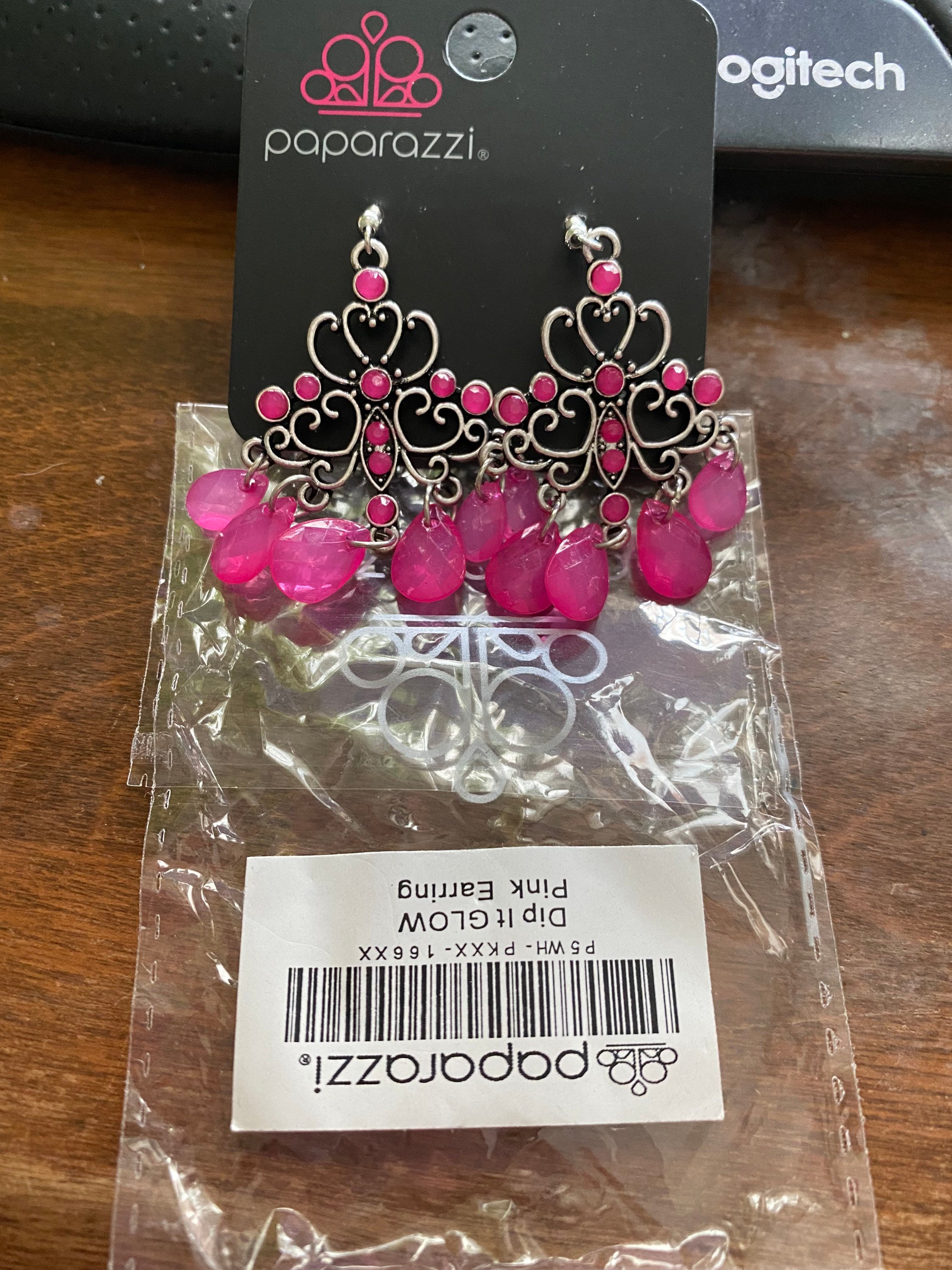 Fashion flirt hotsell pink earring paparazzi