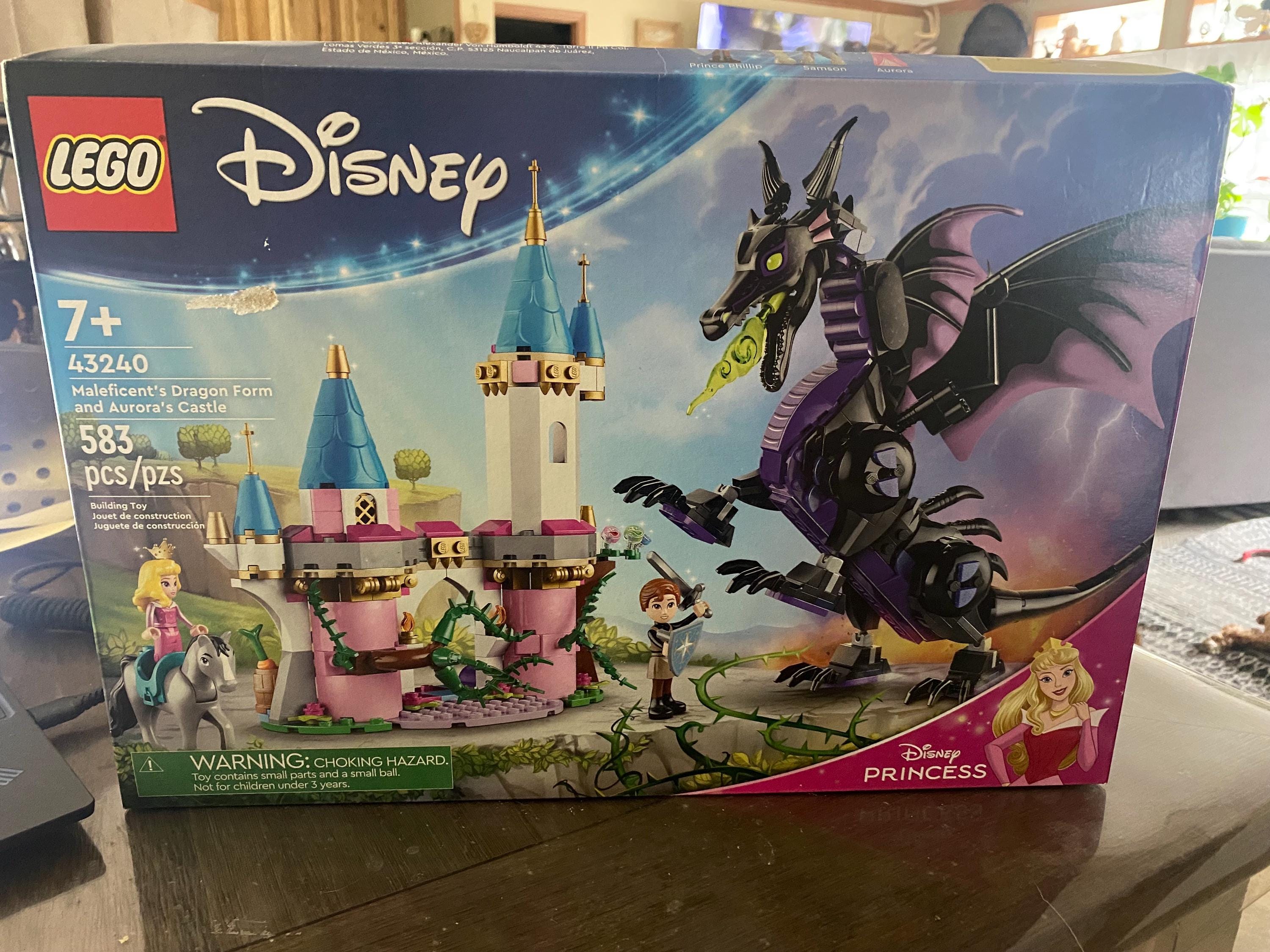 レゴ ディズニープリンセス マレフィセントのドラゴン形態とオーロラの 