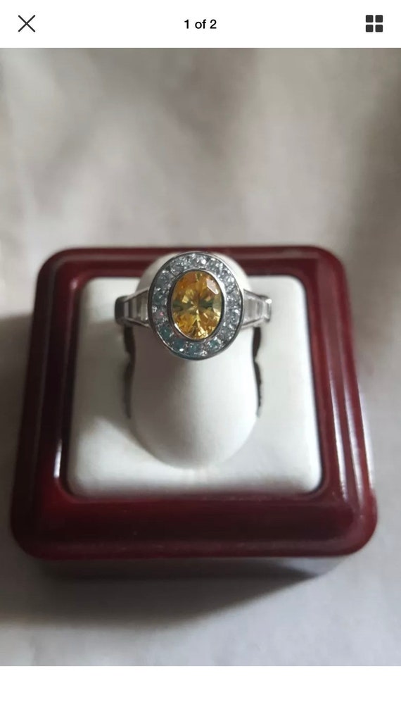 Brand New Sterling Silver Citrine and CZ ring - Si