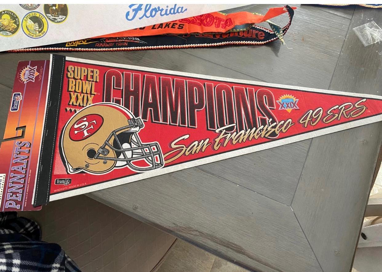 NFL San Francisco 49ers Vintage Super Bowl XXIX Champions Pennant