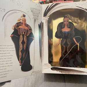 1995 Mattel - Midnight Gala Barbie Classique Collection  - MIB