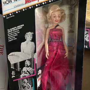 Vintage 1982 Tristar Marilyn Monroe Doll How To Marry A Millionaire #5014 ~ NIB-af