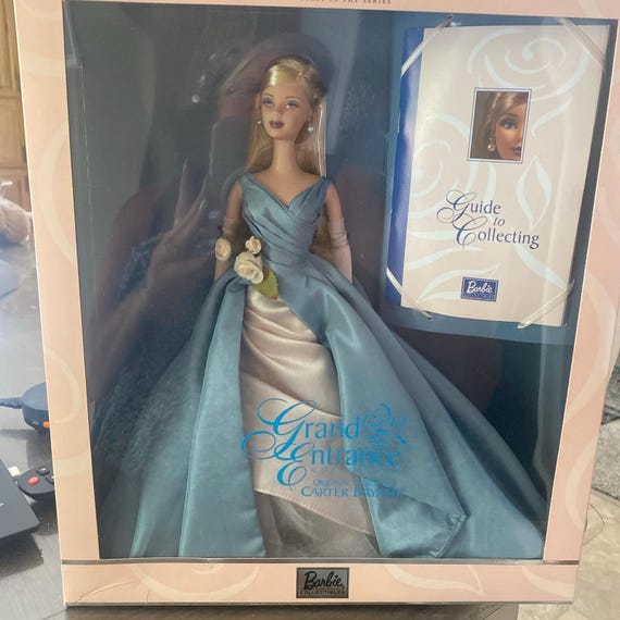 Barbie doll 2000 collector edition hotsell