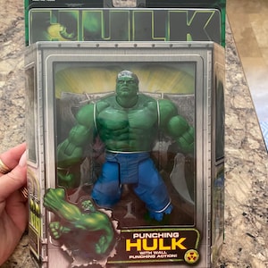 インクレディブル・ハルク パンチングハルク アクションフィギュア