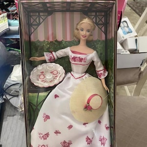 Barbie Victorian Tea Doll Collector White and Pink Dress 2002 Mattel B0787 NRFB