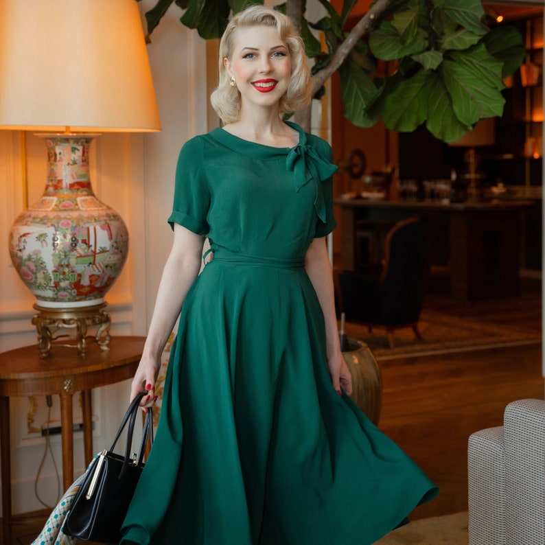 Cindy Dress in Hampton Green by The Seamstress of Bloomsbury Authentic 1940s Inspired Dress image 3