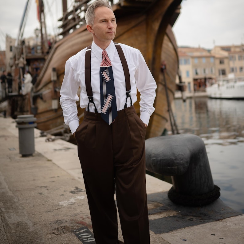 Pantalones de pinzas estilo Hollywood de los años 50 para hombre en marrón (con tirantes complementarios) / The Seamstress of Bloomsbury imagen 6