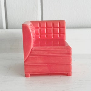 Ideal Corner Chair, Dollhouse
