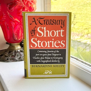 A Treasury of Short Stories, 1947, Antique