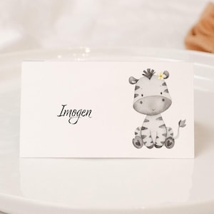 10 x Graue Baby Zebra Druck Blanko Tischkarte / Baby Party Tischkarte / Safari Geburtstagsparty Tischkarte / Wild One Party ‘ZEBBI’