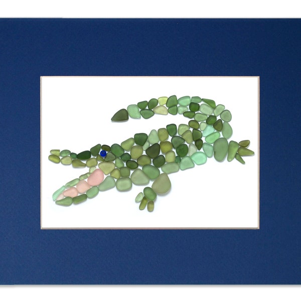 Cocodrilo de vidrio marino - Alligator - Seaglass Art Mosaic Matted Print