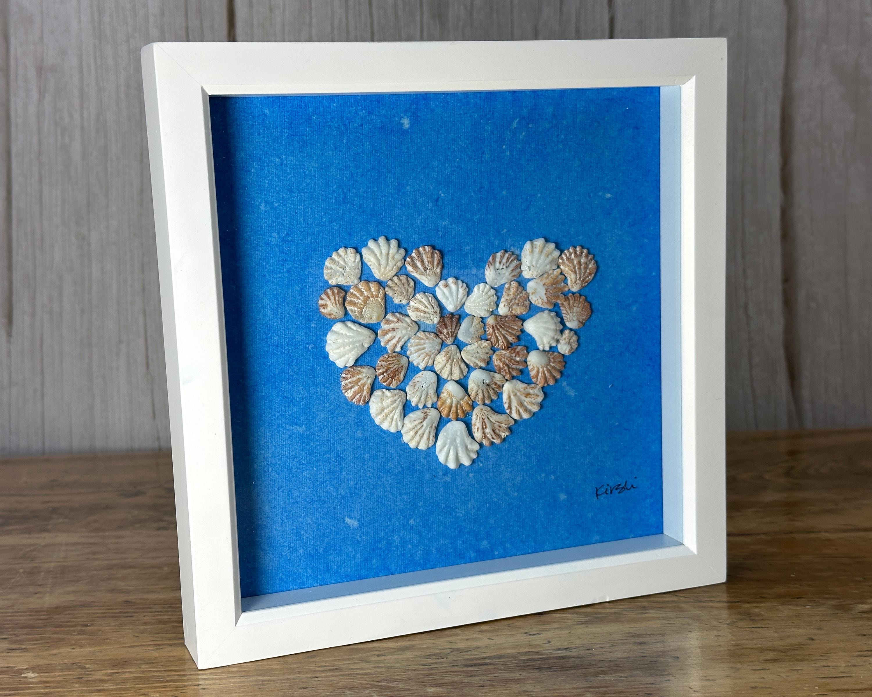 極希少◆AOR名盤◆SHELL OF THE OCEAN/TURN BLUE Kitten's Paw Seashell Heart - Real Sea Shell Mosaic - Framed