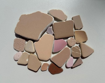 Cerámica Rosa Marina - Más de 20 piezas de auténtica cerámica playera en tonos tostados, melocotón y rosa.