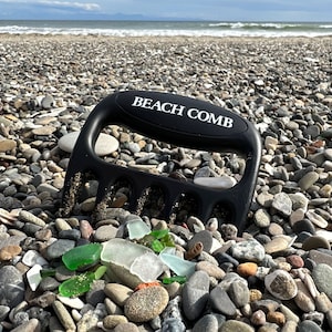 Beach Comb Hand-Held Beach Rake Great for finding sea glass and shells in the pebbles image 4