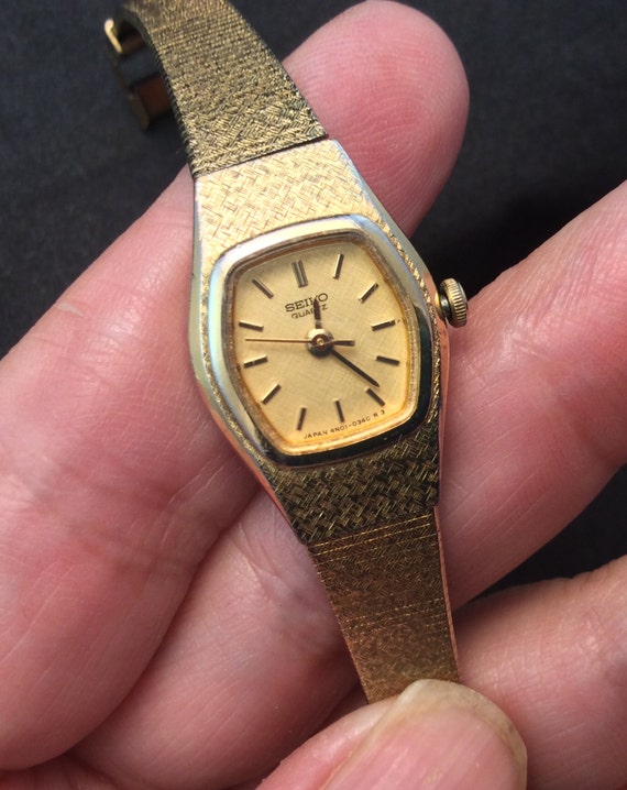 seiko gold watch vintage