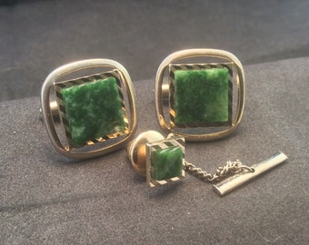Square Jade Green Stone Gold Tone Vintage SWANK CuffLinks & Tie Pin Set