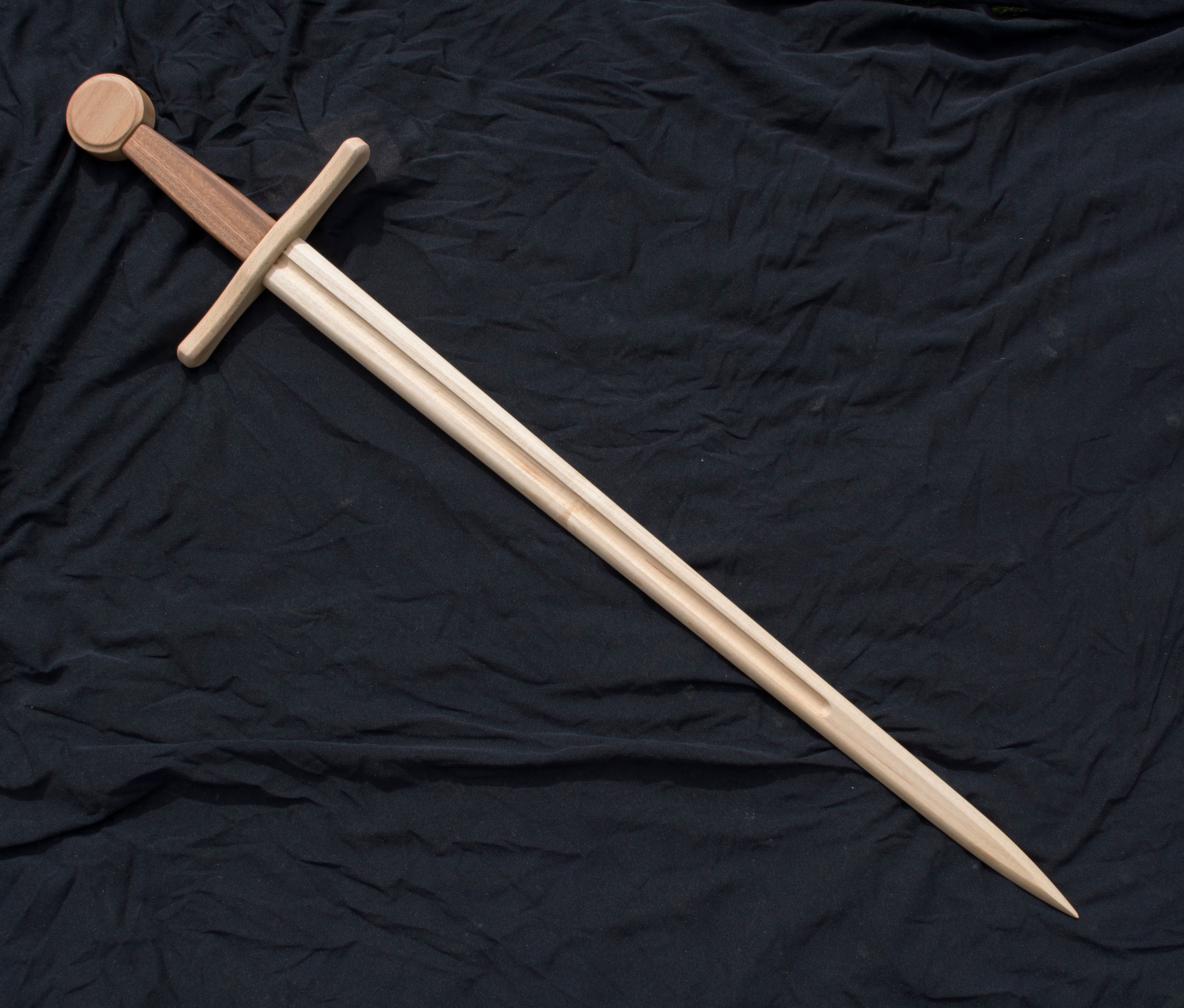 Épée médiévale armement épée en bois