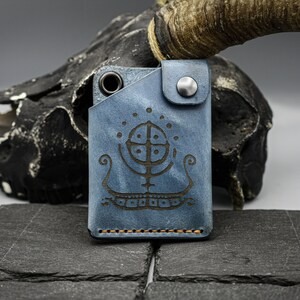 Carteira de couro com símbolo Viking Drakkar