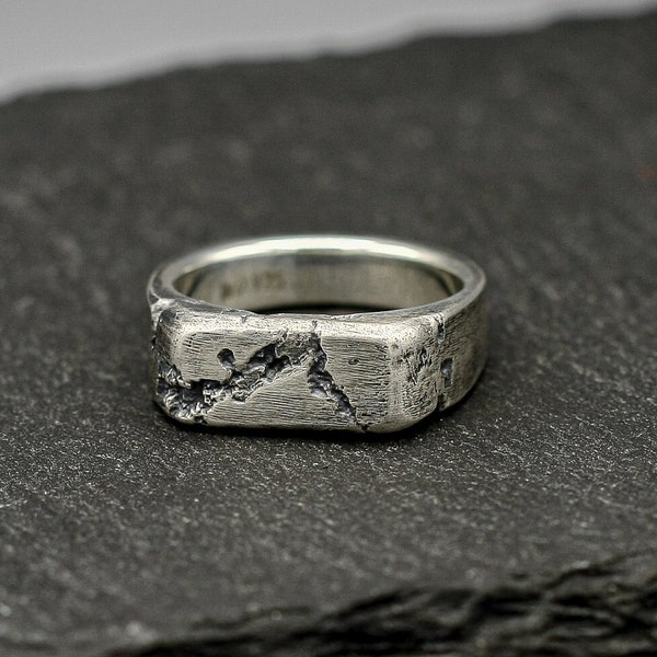 Rough fracture brutalist style band, silver signet ring