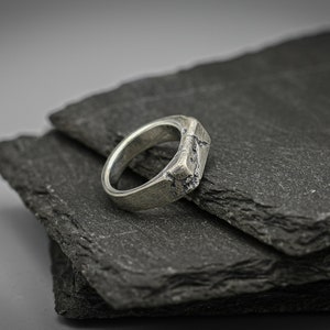 Rough fracture brutalist style band, silver signet ring image 6