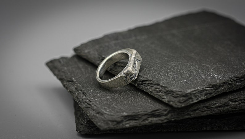 Rough fracture brutalist style band, silver signet ring image 6