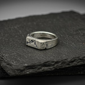 Rough fracture brutalist style band, silver signet ring image 2