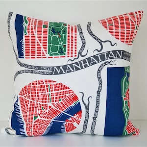 Doppelseitiger MANHATTAN Kissenbezug aus Leinenstoff von Svenskt Tenn für Kissen 50 x 50 cm.