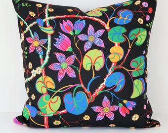 Double sided 18&#39;&#39; TEHERAN pillow cover, handmade from SVENSKT TENN linen fabric. Pillow in size 45x45 cm (18&#39;&#39;x18&#39;&#39;). Design Josef Frank.