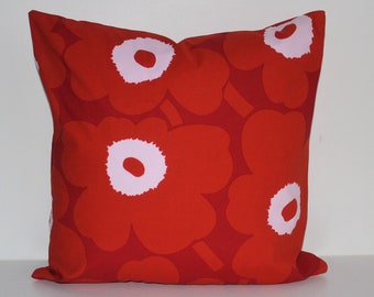 Double sided 18'' PIENI UNIKKO pillow cover, handmade from MARIMEKKO cotton fabric. Pillow size 45x45 cm (18''x18'')