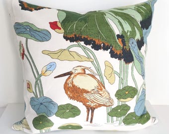 Double sided 20&#39;&#39; LOTUS (Nympheus) pillow cover, made of linen fabric. For pillow size 50x50 cm (20&#39;&#39;x20&#39;&#39;) Design GP & J BAKER.