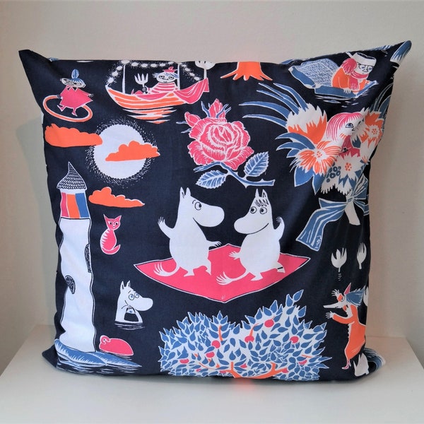 MAGIC MOOMIN TROLL 18'' double-sided pillow cover. Cotton case handmade from Finlayson fabric, for pillow in size 45x45 cm (18''x18'')